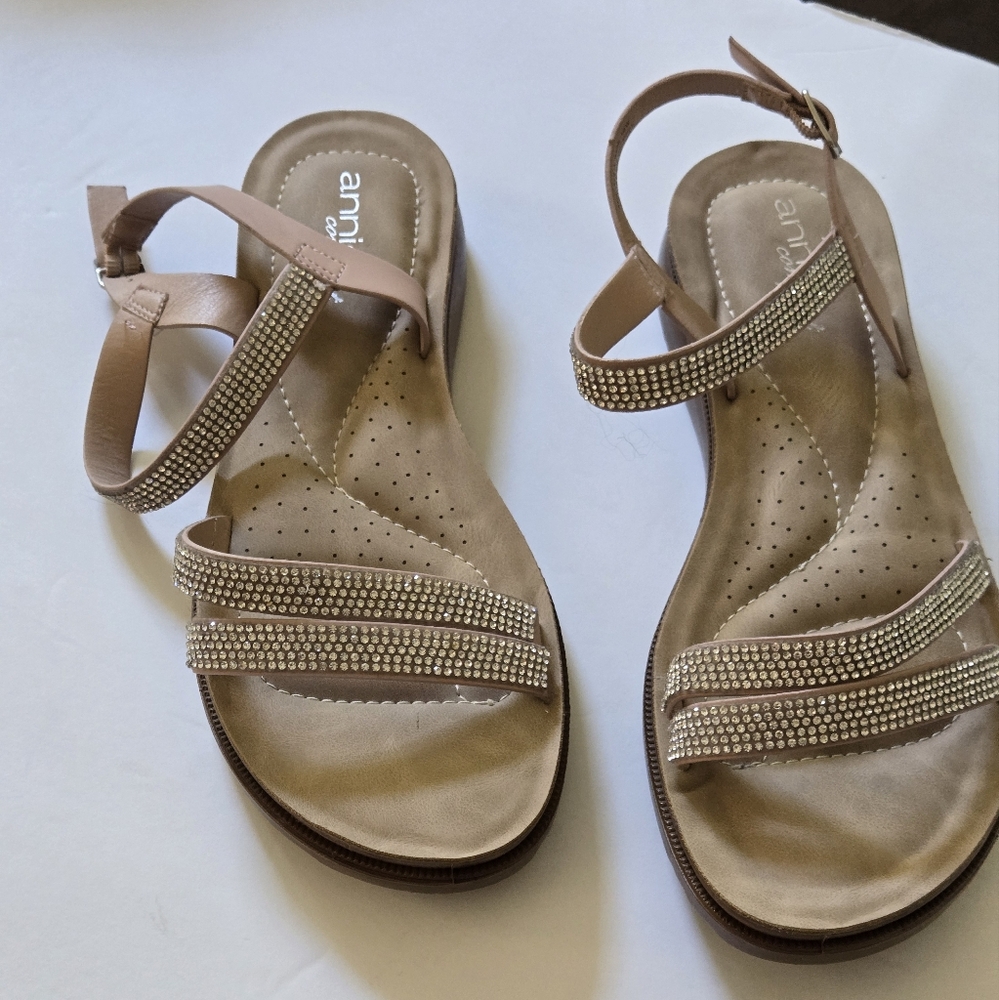 Annie Women's Beige Sandals with Sparkling Straps Size 10W